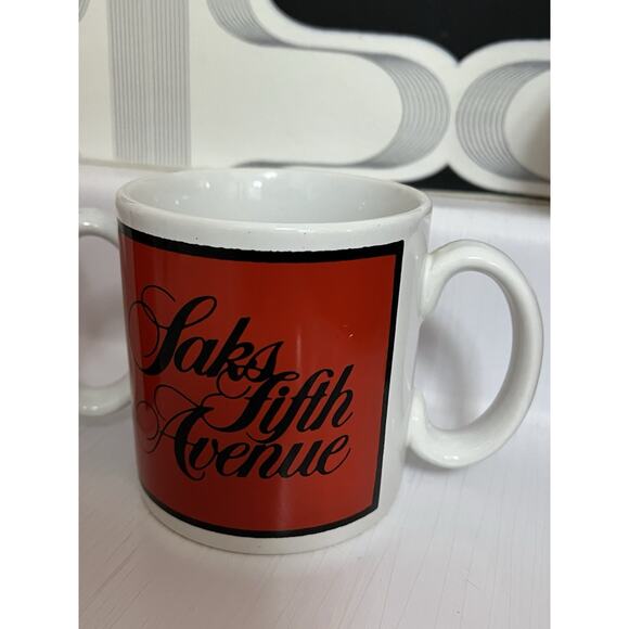 Vtg Saks Fifth Avenue Coffee Mug Tea John Buck Red Black Made England Set Of 2 - Picture 6 of 13